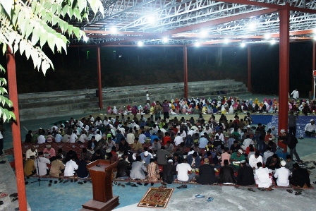 Bupati Sahur Bersama Anak Sekolah