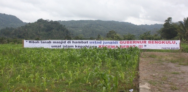 Bangun Masjid Agung, Tak Cukup APBD