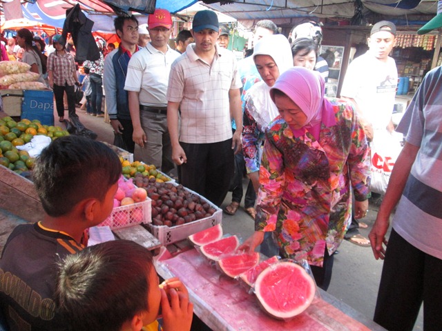 Blusukan Ala Hj Susilawati