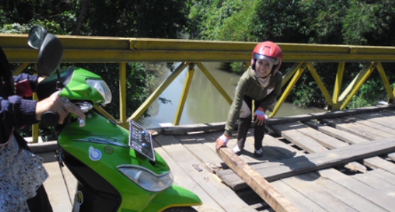 Swadaya Buat Kayu Jembatan Ibukota