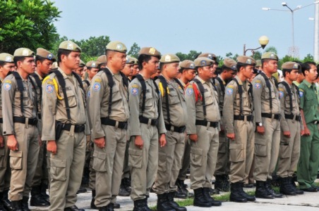 Satpol Siaga di Jalur Hijau