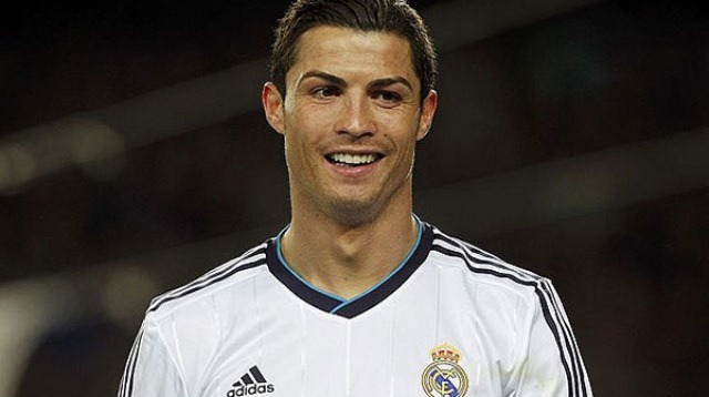 Top! Ronaldo Bakal Pensiun di Madrid