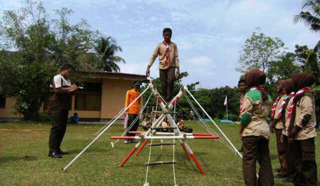 SMPN 2 Giri Mulya Wakili BU Jambore SMP