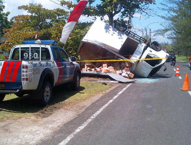 Oleng, Mobil Box Terguling