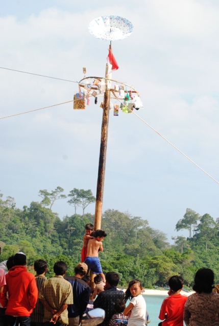 Warga Antusias Ikuti Perlombaan