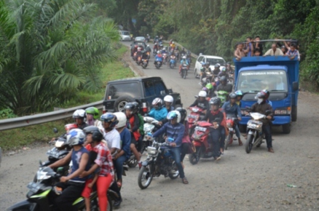 Arus Balik Jalur Gunung Padat