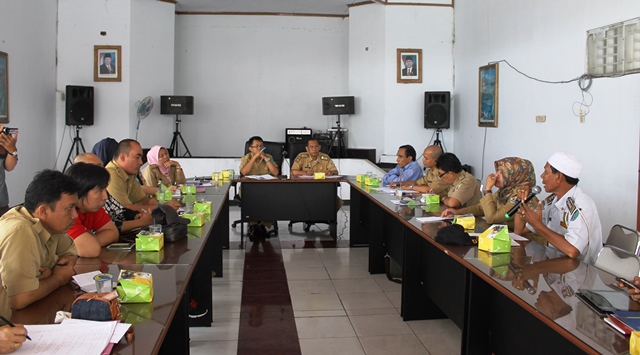 Utamakan Ritual Tabot, Bukan Pasar Rakyat