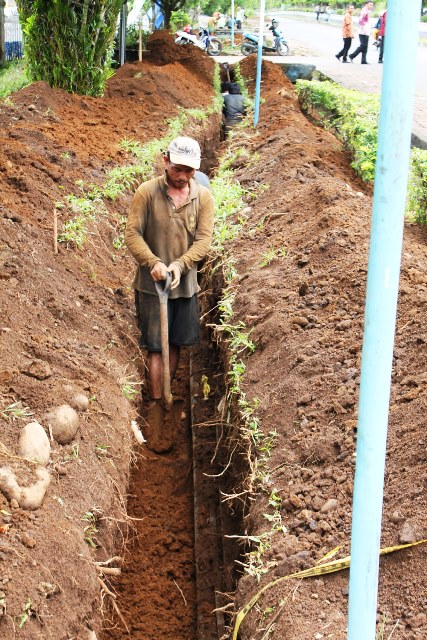 Saluran Pipa PDAM Diperbaiki