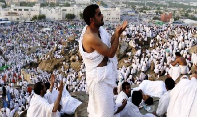 Jamaah Haji Kelelahan karena Memaksa Lempar Jumrah