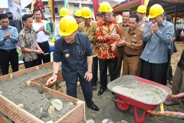 Bupati: Proyek 2014 Harus Selesai