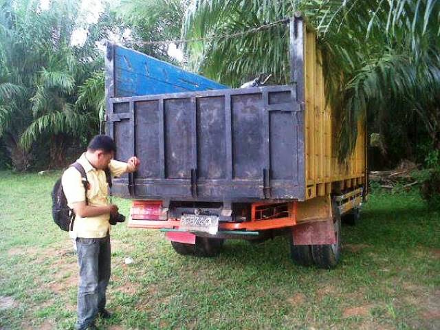 Tabrak Truk, Siswa SD Tewas