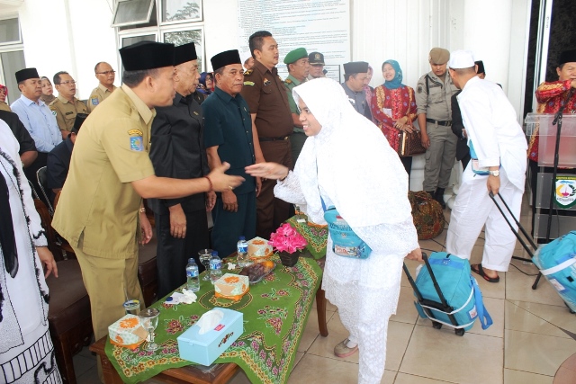 Jamaah Haji Tercecer Dipulangkan