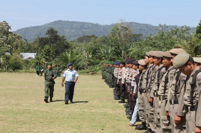 TNI Buka 9 KM Jalan Baru