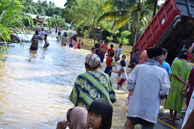 Ratusan Rumah Terendam Banjir