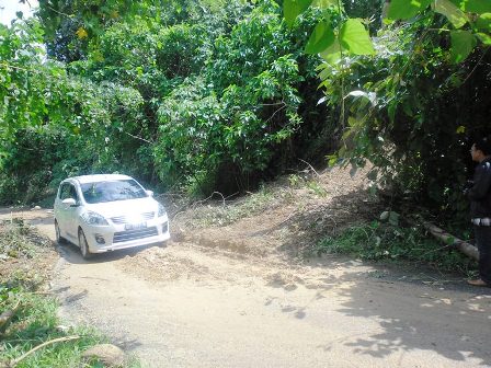 Musim Hujan, Jalan Banyak Longsor