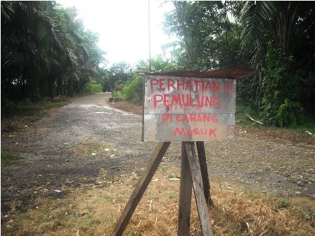 Warga Larang Pemulung Cari Sampah