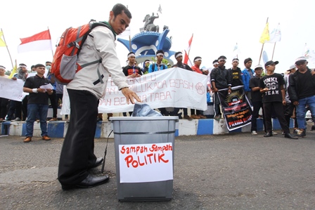 Mahasiswa Tolak Kampanye Hitam