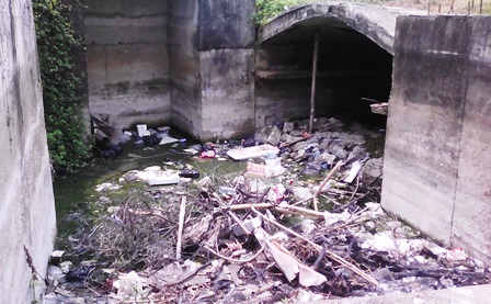 Terowongan Jadi Tempat Sampah