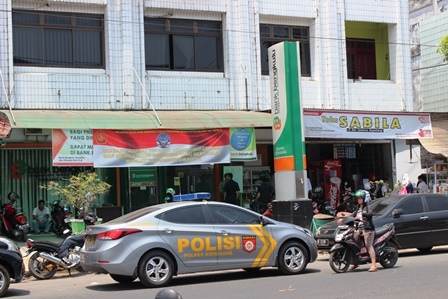 Rampok Bersenpi Masih Diburu