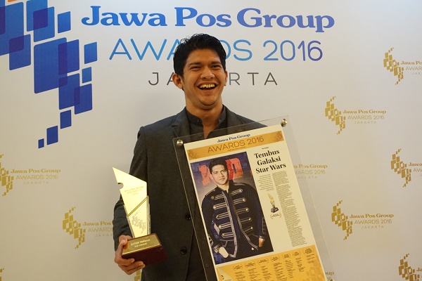 Penghargaan dari Jawa Pos Group Bikin Iko Uwais Makin Semangat