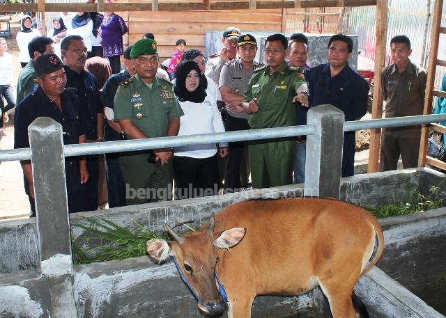 Plt Sekda Resmikan PKKPM-P2B di Rejang Lebong