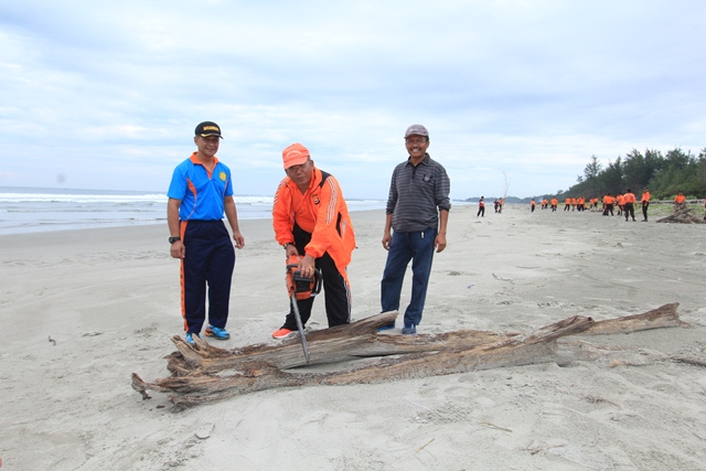 Kapolda Pimpin GPS Pantai Panjang