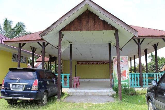 Kantor Camat Pondok Kelapa Butuh Perbaikan