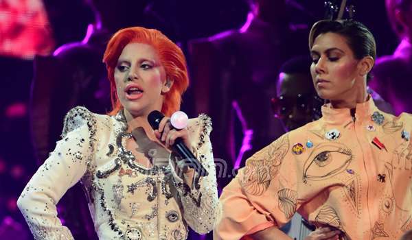 Teknologi Canggih Intel yang Bikin Lady Gaga Tampil Keren di Grammy Awards