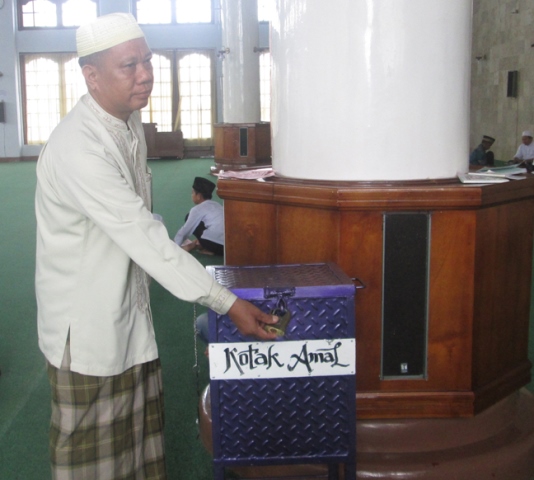 Masjid Agung Curup Disambangi Maling