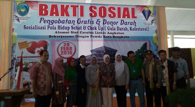 Wawali Buka Pengobatan Gratis dan Donor Darah di SMP Sint Carolus