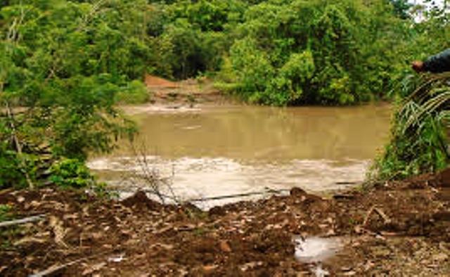 Butuh Jembatan Gantung