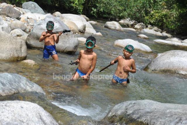 Pulang Sekolah Manah Ikan