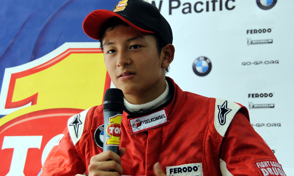 Nasib Rio Haryanto di Formula 1 Diputuskan Rabu
