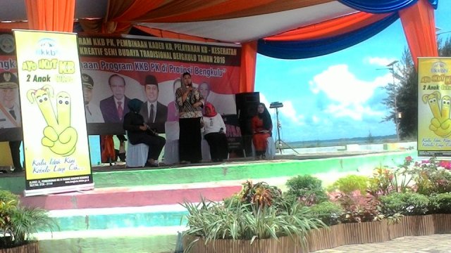 BKKBN dan Komisi IX DPR RI Sosialisasi KB Lewat Seni Budaya