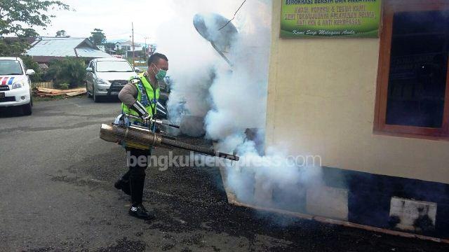 Komplek Polisi Fogging