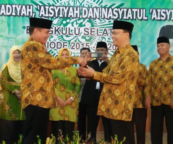 Dukung Muhammadiyah, Bupati Bantu Mobil