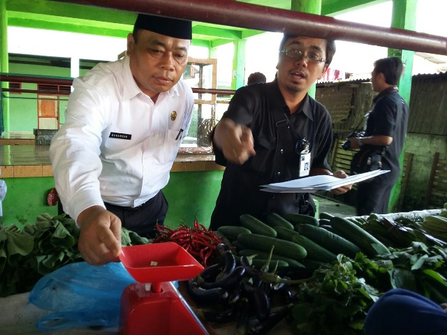 Timbangan Pedagang Tak Standar