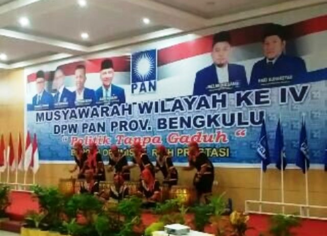 Zulkifli Hasan: Tari Tabot Bengkulu Luar Biasa