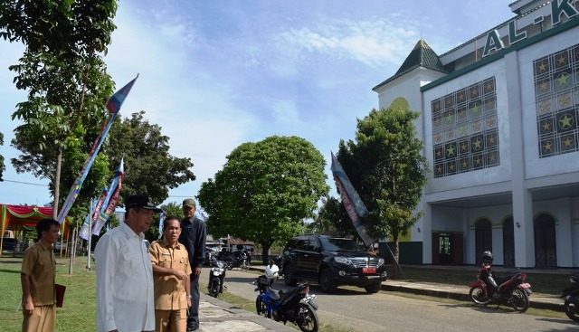 Gubernur Resmikan  Masjid Al-Kahfi