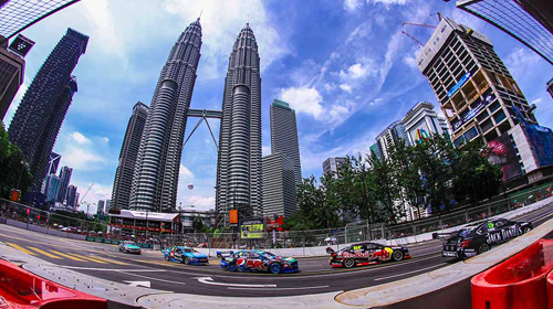 Turis Indonesia Habiskan Rp 2,1 Triliun di Malaysia