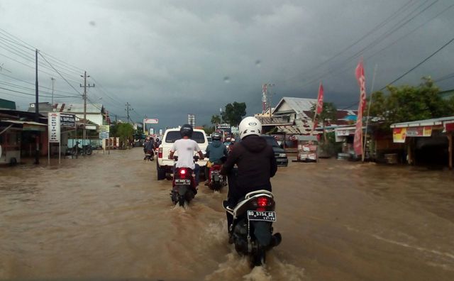Banjir, Tanjung Agung Lumpuh, Rawa Makmur Bak Danau