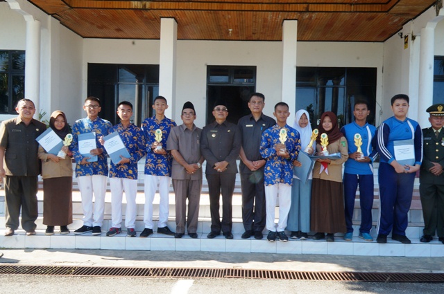 SMAN 1 Juara Lomba Artikel