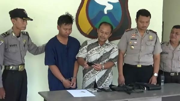 Ealah..Ngaku Polisi Biar Terlihat Keren Depan Gebetan