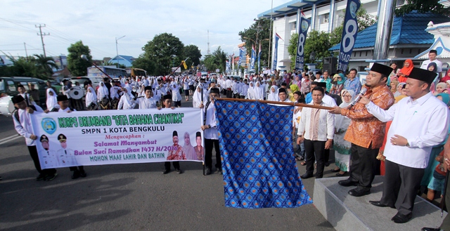 Sambut Ramadhan dengan Pawai