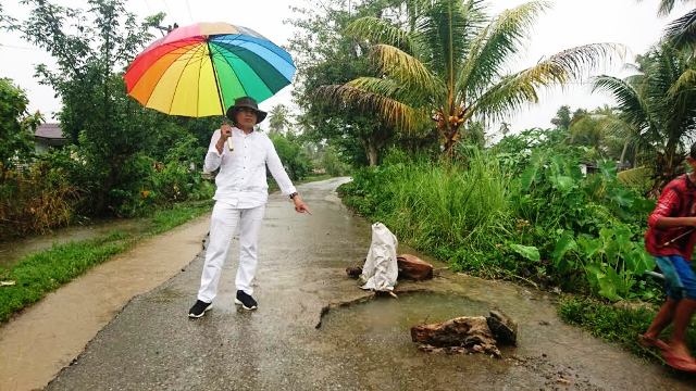 Alat Berat Lewat, Gorong-gorong Jebol