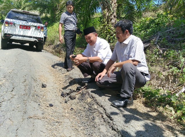 Baru Dibangun, Jalan Rp 1 M Sudah Rusak