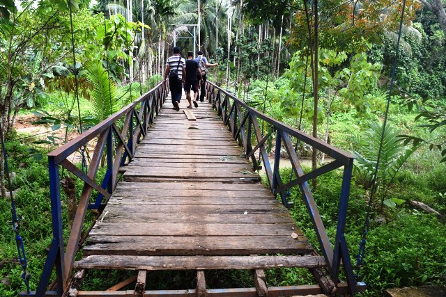 Jembatan Gantung  Dibangun Permanen