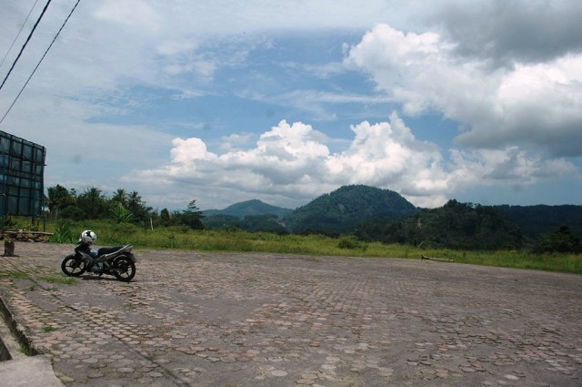 Anggaran Masjid Agung Menyusut