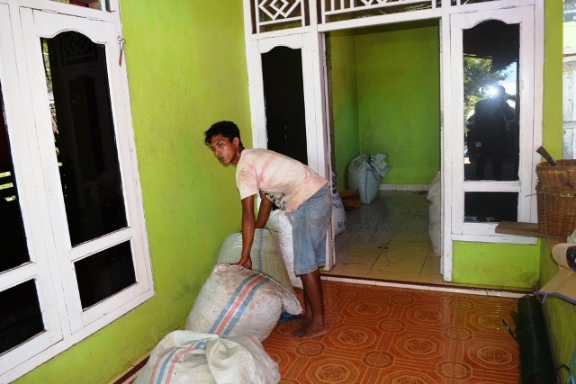 Maling Buah Pinang di Rumah Kades