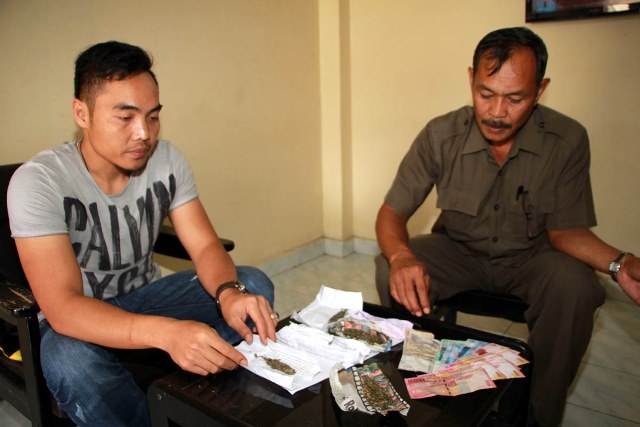 Simpan Ganja, Warga Sukowati Diamankan